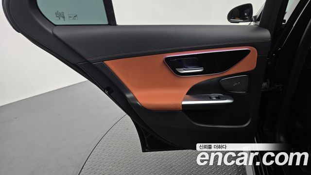Mercedes-Benz C-Class 2024 — photo 15