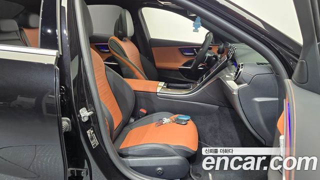 Mercedes-Benz C-Class 2024 — photo 16