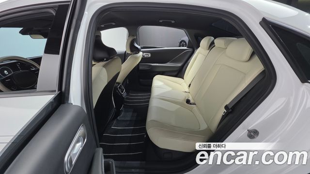 Hyundai Ioniq6 2023 — photo 17