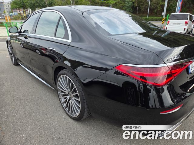 Mercedes-Benz S-Class 2023 — photo 6