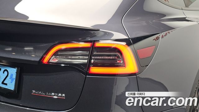 Tesla Model 3 2021 — photo 9
