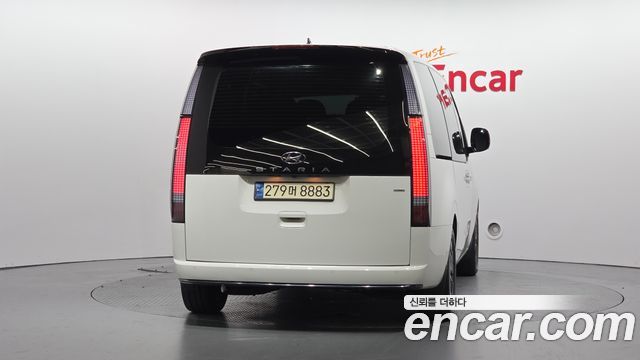 Hyundai Staria 2024 — photo 4