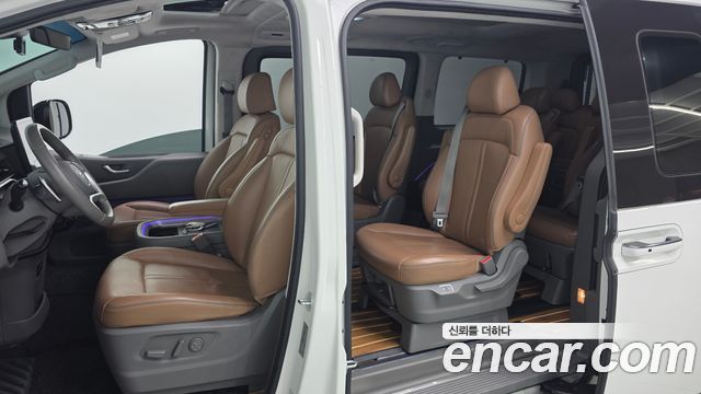 Hyundai Staria 2024 — photo 18