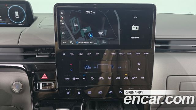 Hyundai Staria 2024 — photo 20