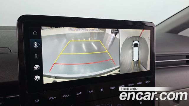 Hyundai Staria 2024 — photo 22