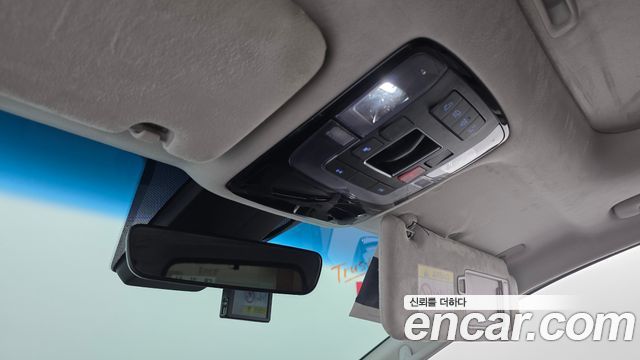 Hyundai Staria 2024 — photo 23