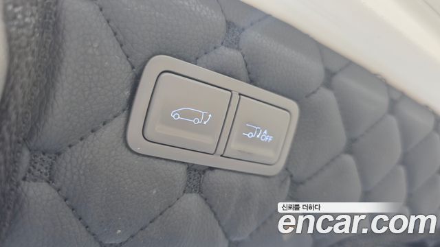 Hyundai Staria 2024 — photo 27