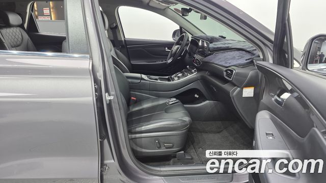 Hyundai Santafe 2022 — photo 16