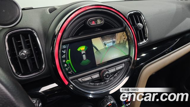 Mini Countryman 2019 — photo 22