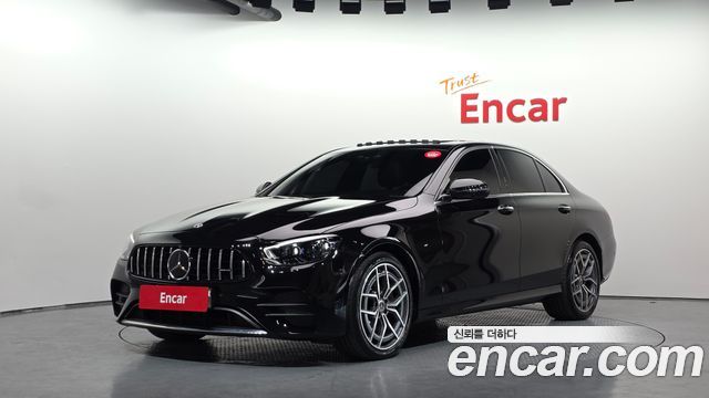 Mercedes-Benz E-Class 2023 — photo 1