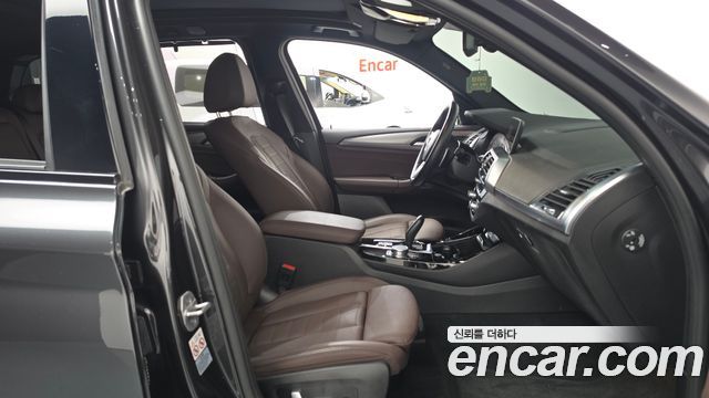BMW X3 2021 — photo 16