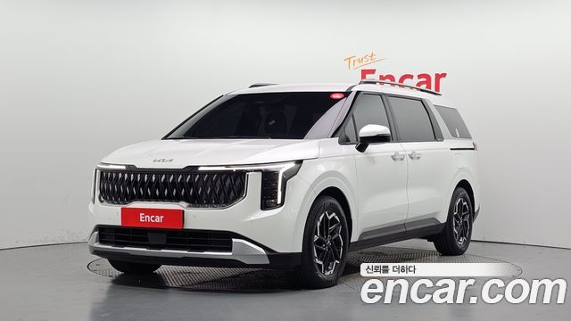 Kia Canival 2025 — photo 1