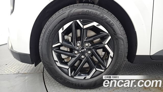 Kia Canival 2025 — photo 5