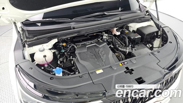 Kia Canival 2025 — photo 6