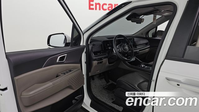 Kia Canival 2025 — photo 13