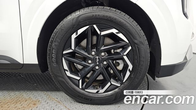 Kia Canival 2025 — photo 7