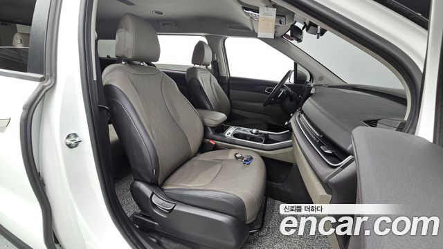 Kia Canival 2025 — photo 16