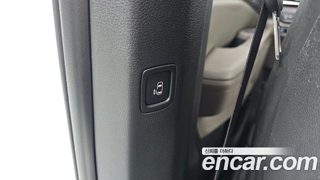Kia Canival 2025 — photo 30