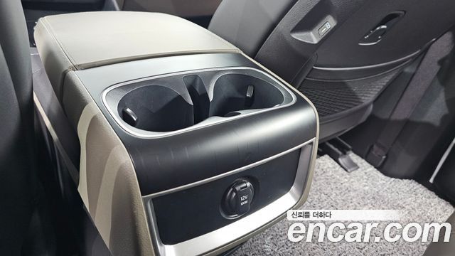 Kia Canival 2025 — photo 31