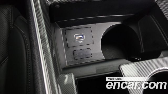 Hyundai Santafe 2022 — photo 19
