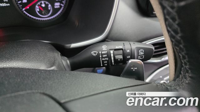 Hyundai Santafe 2022 — photo 27