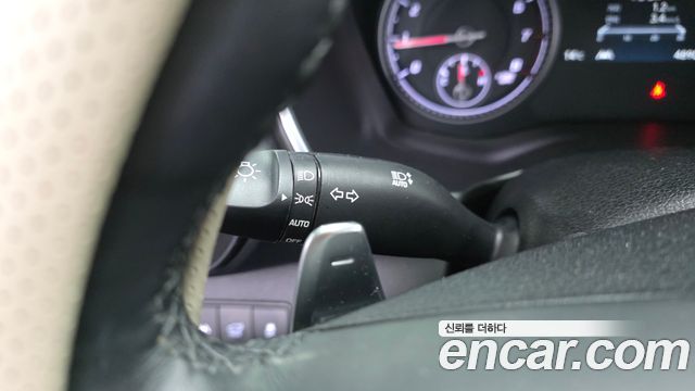 Hyundai Santafe 2022 — photo 30