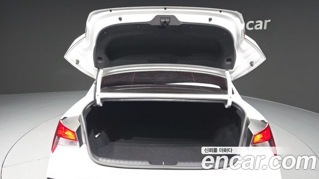 Hyundai AVANTE 2024 — photo 26