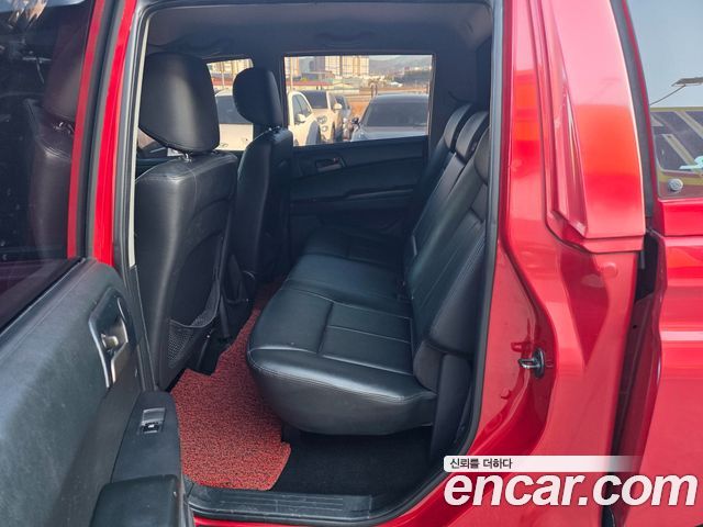 KG Mobility KORANDO 2015 — photo 17