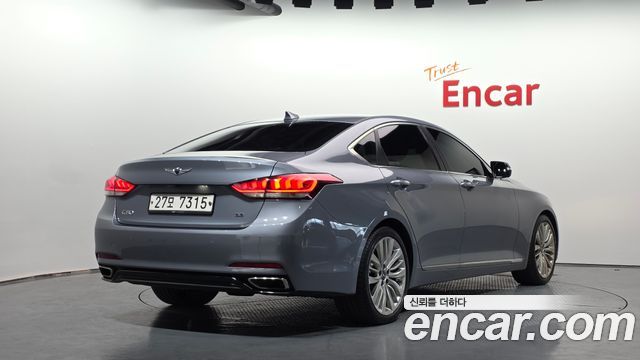 Genesis G80 2017 — photo 2