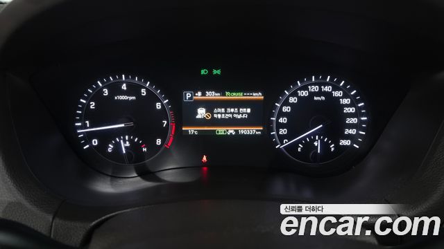 Genesis G80 2017 — photo 11