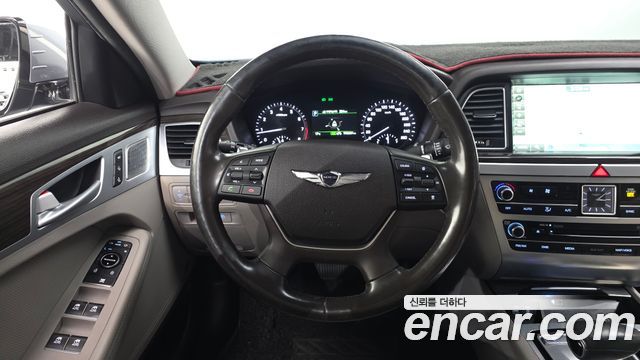 Genesis G80 2017 — photo 18