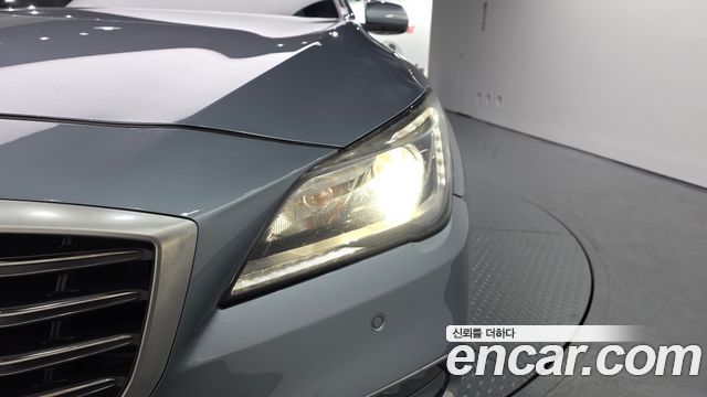 Genesis G80 2017 — photo 8