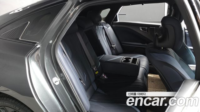 Kia K8 2025 — photo 17