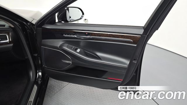 Genesis G90 2019 — photo 14
