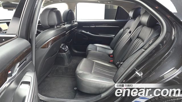 Genesis G90 2019 — photo 16