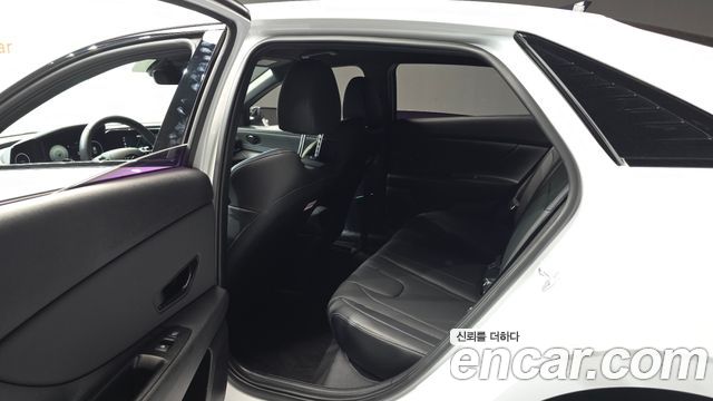 Hyundai AVANTE 2023 — photo 17