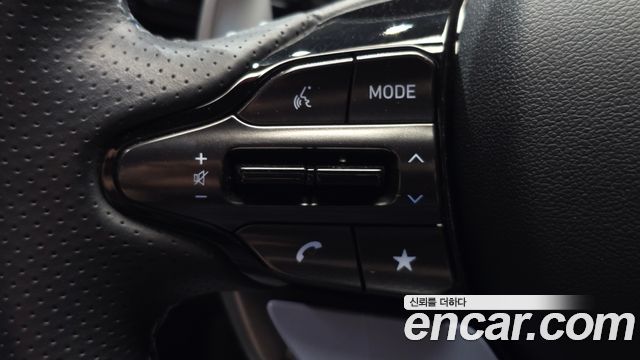 Hyundai AVANTE 2023 — photo 22