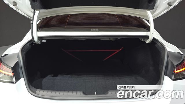Hyundai AVANTE 2023 — photo 24