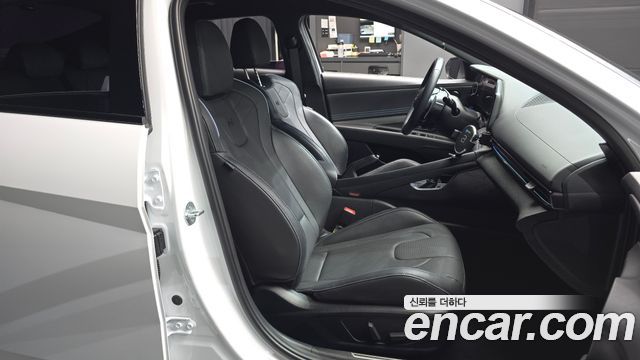 Hyundai AVANTE 2023 — photo 16
