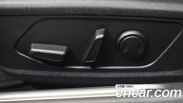 Hyundai AVANTE 2023 — photo 33