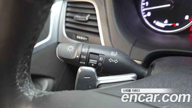 Hyundai Genesis 2016 — photo 28