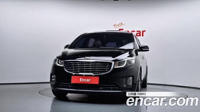 Kia Canival 2018 — photo 3