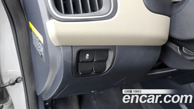 Kia pride 2015 — photo 27