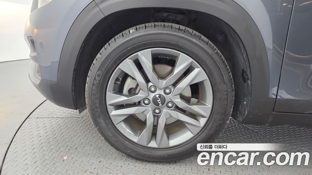 Kia Seltos 2023 — photo 5