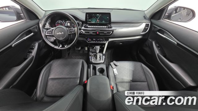 Kia Seltos 2023 — photo 10