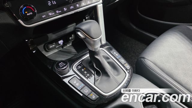 Kia Seltos 2023 — photo 12