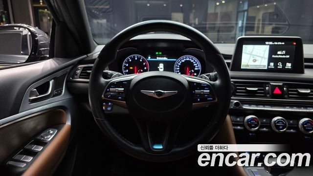 Genesis G70 2020 — photo 20