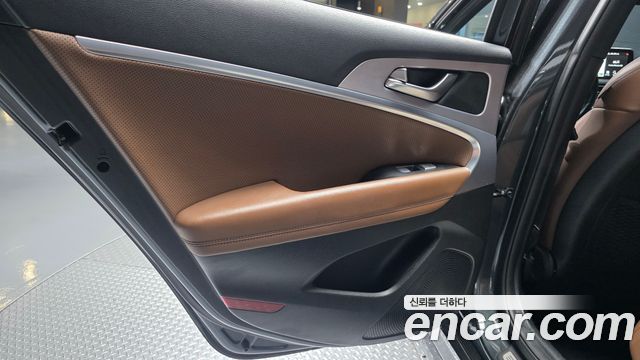 Genesis G70 2020 — photo 25