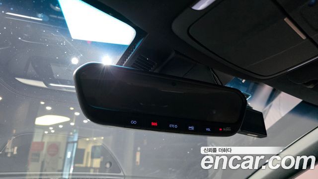 Genesis G70 2020 — photo 29