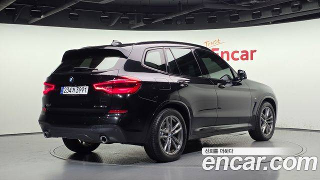 BMW X3 2019 — photo 2